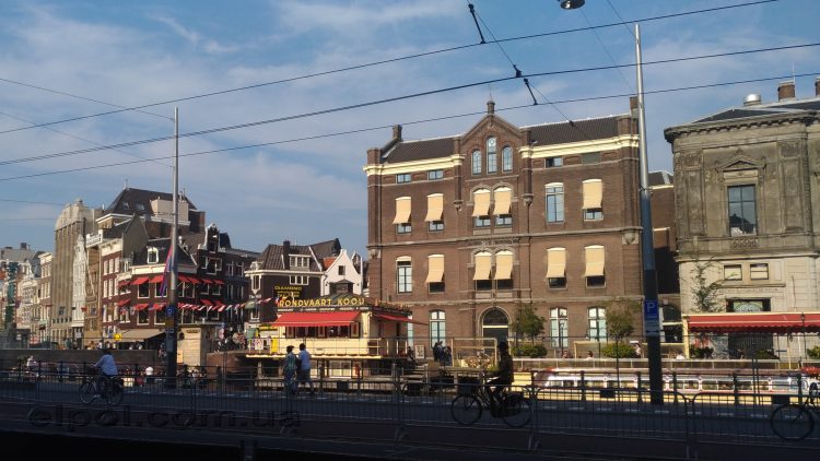 Амстердам маркизы на окнах